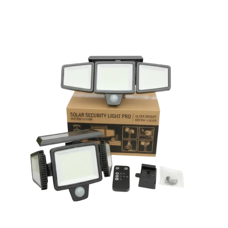 Solcelle Udendørslampe med 270° Bevægelser | 3 Justerbare LED-hoveder | Fjernbetjening & IP65 Vandafvisende