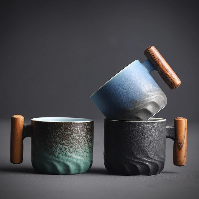 Compact Keramisk Kop – Håndlavet Kaffe- og Te Kop med Tidssvarende Design