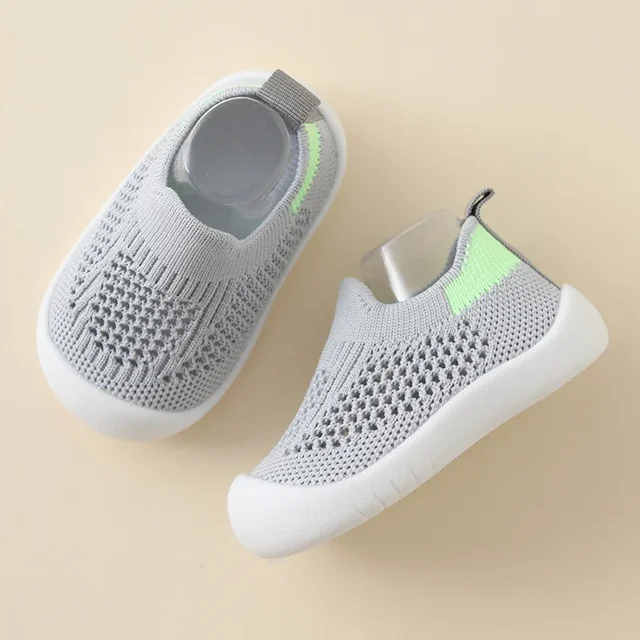 Børnesko – Legesneakers fra KomfyKicks