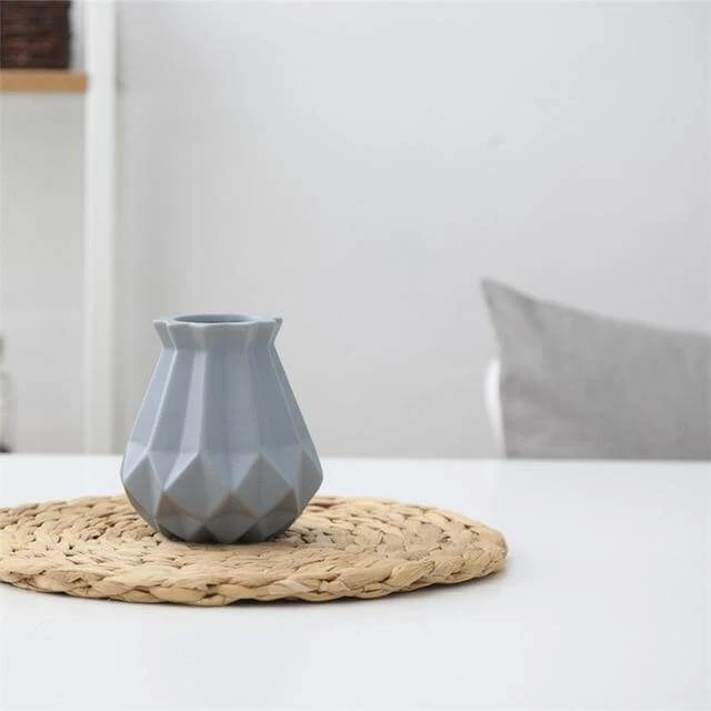 Elegant Keramikvase til Dit Hjem