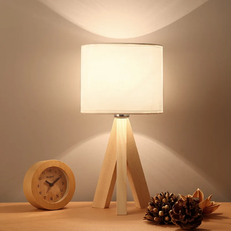 Elegant Bordlampe i Naturligt Design