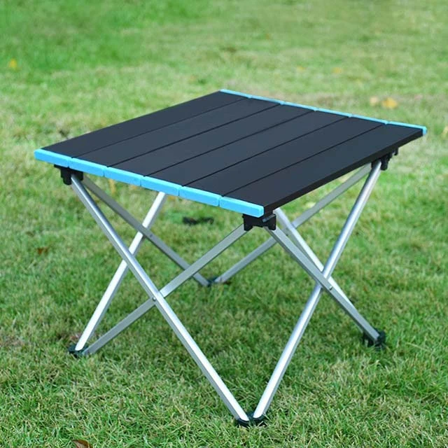 Funktionel og Robust Udendørs Bord til Camping