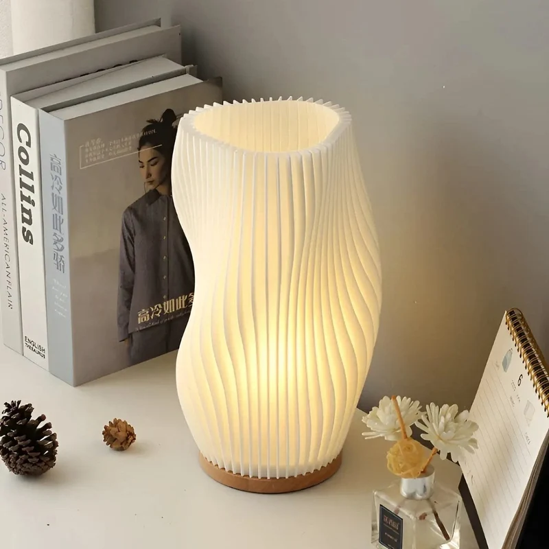 Velouté Bordlampe – Skab Beroligende Elegance i Dit Hjem