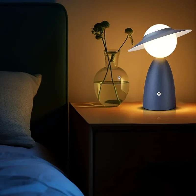 Trådløs LED-lampe med lysdæmper og opladningsfunktion