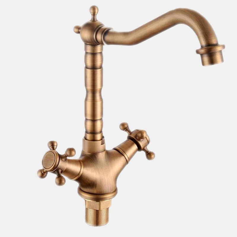 Elegant Vintage Badeværelsesarmatur med Tidløst Design