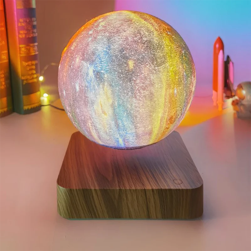 Svævende Galakse Lampe – Magisk Lys til Futuristisk Indretning
